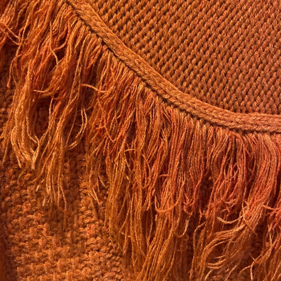 Listicle Orange Fringe Sweater Sz L - Picture 3 of 5